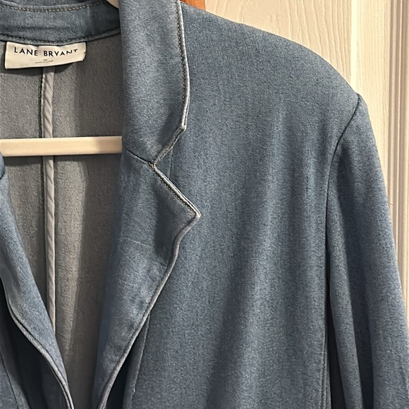 Lane Bryant Denim (Cotton) Blazer AND Wide Leg Jeans. Blazer 20W, Pants 18W - Picture 4 of 16